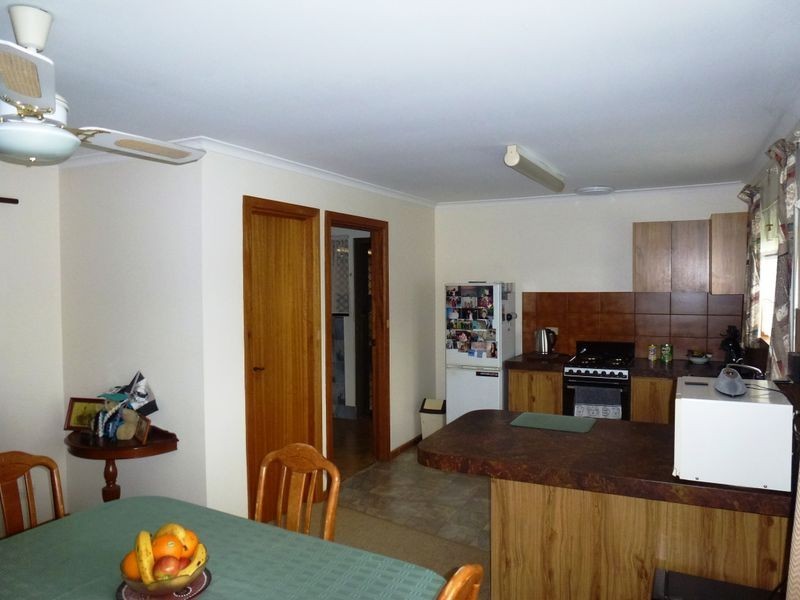 1/1 Decaux Avenue, Port Willunga SA 5173