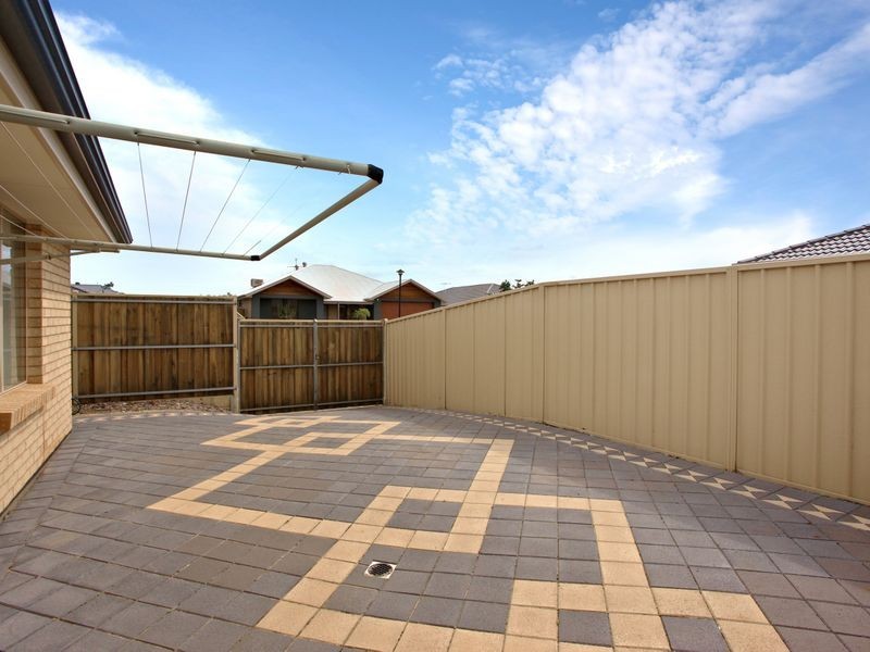 25 Nicholl Avenue, Aldinga Beach SA 5173
