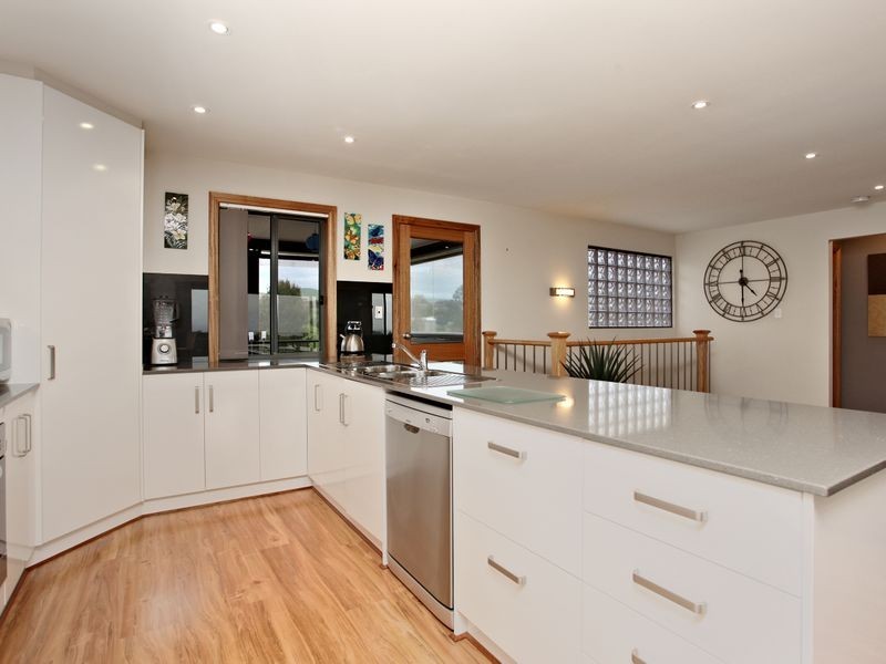 2 Virgo Parade, Sellicks Beach SA 5174