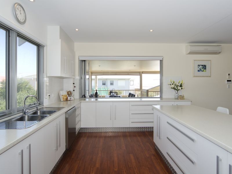 16 Coolangatta Drive, Aldinga Beach SA 5173