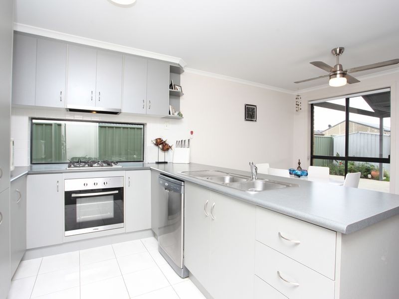 11 Moss Court, Aldinga Beach SA 5173