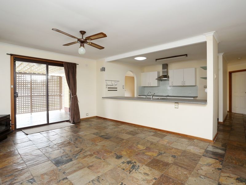 2 Reed Street, Aldinga Beach SA 5173