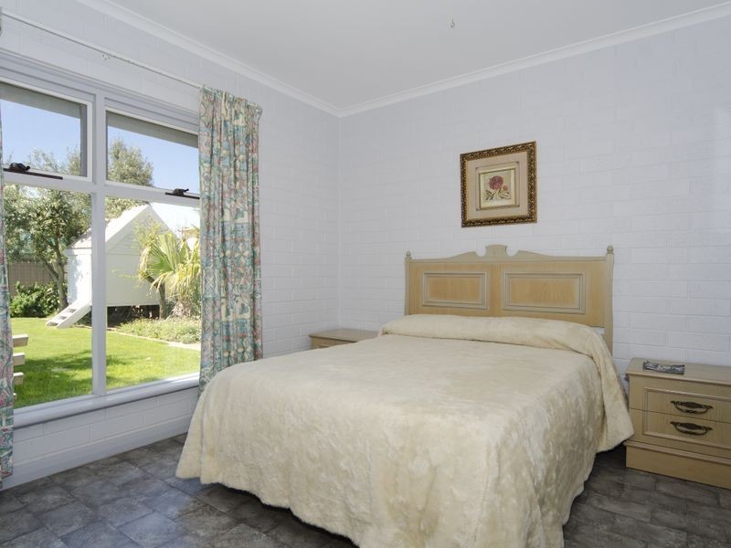 292 Esplanade, Aldinga Beach SA 5173