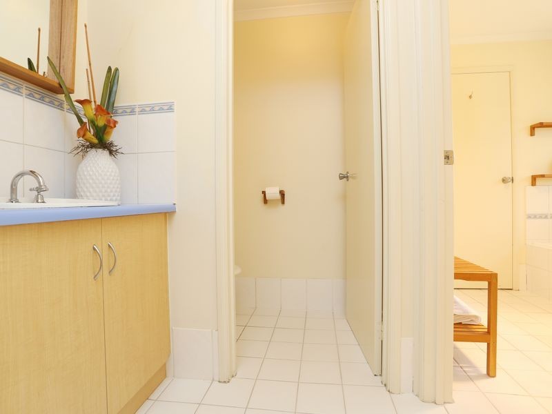 6 St Nicholas Avenue, Port Willunga SA 5173