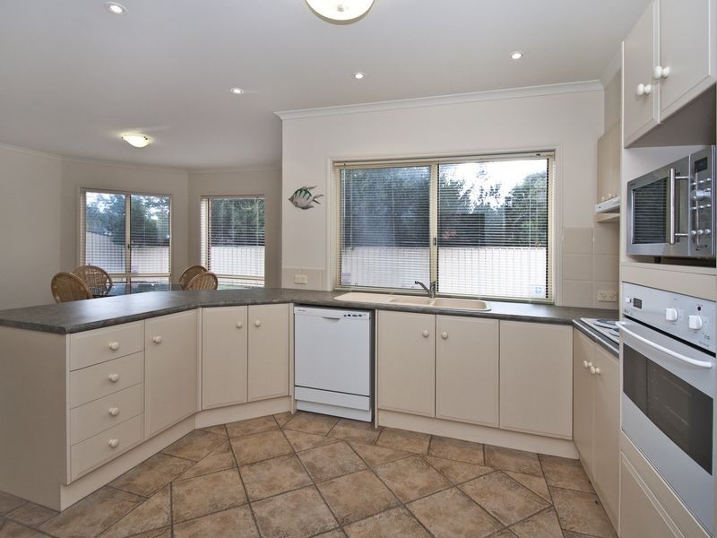 3 Norman Road, Aldinga Beach SA 5173