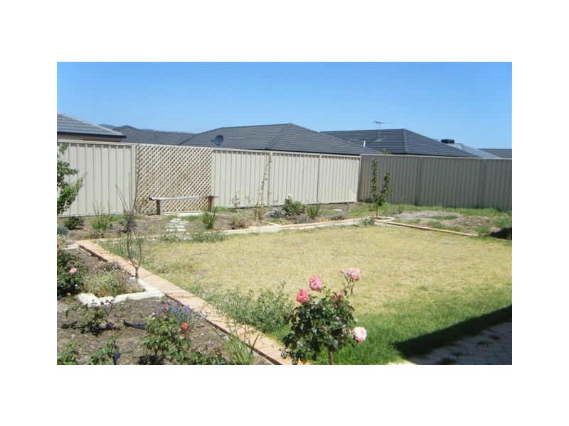 90 Pridham Boulevard, Aldinga Beach SA 5173