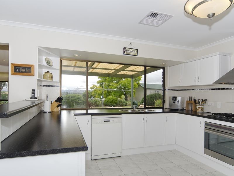 514 Bayliss Road, Tatachilla SA 5171
