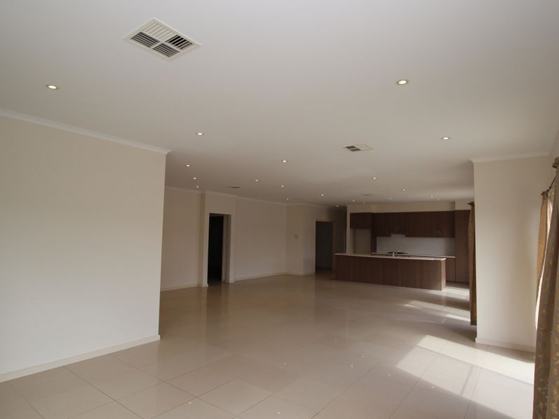 25 Dover Street, Aldinga Beach SA 5173