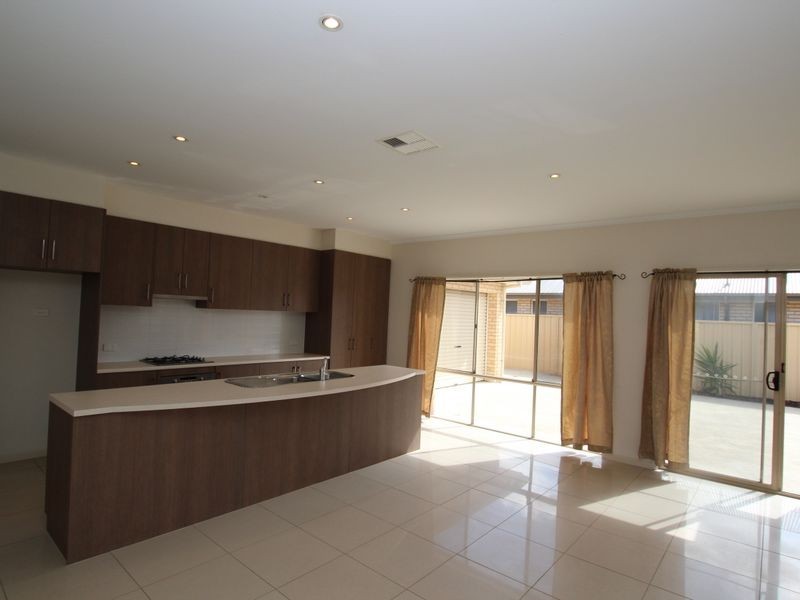 25 Dover Street, Aldinga Beach SA 5173