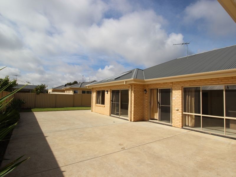 25 Dover Street, Aldinga Beach SA 5173
