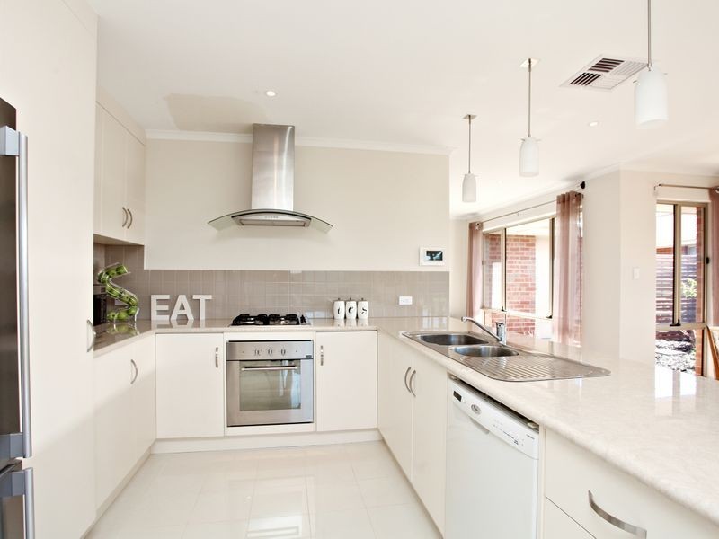 6 Cobalt Place, Aldinga Beach SA 5173