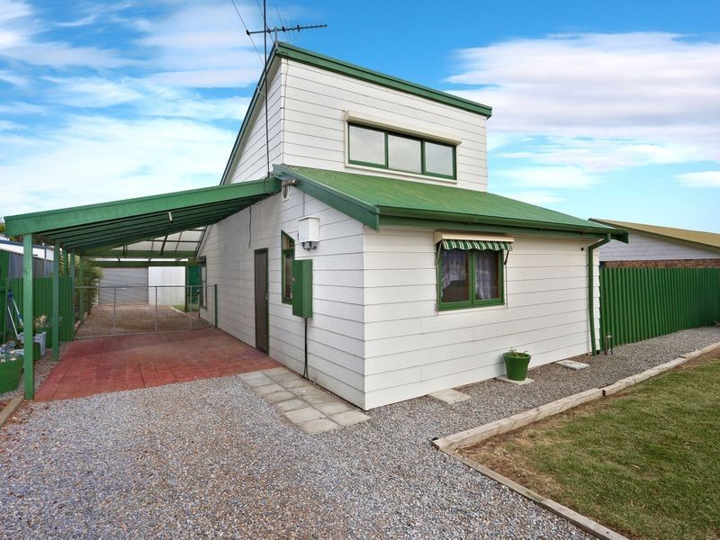 18 Ningana Road, Aldinga Beach SA 5173