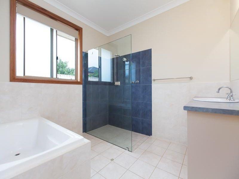 12 Crystal Harmony Crt, Sellicks Beach SA 5174
