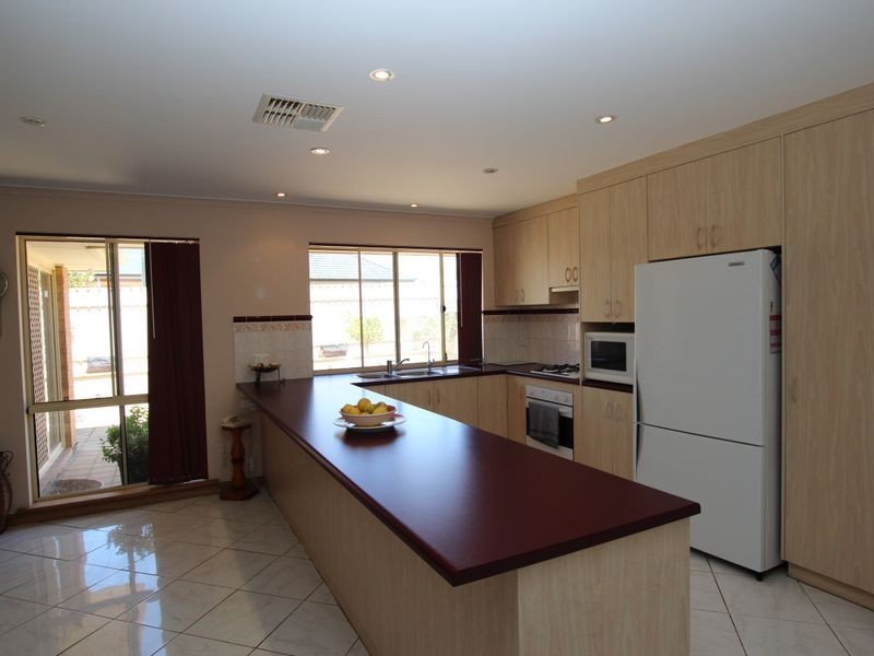 11 Lurline Boulevard, Sellicks Beach SA 5174