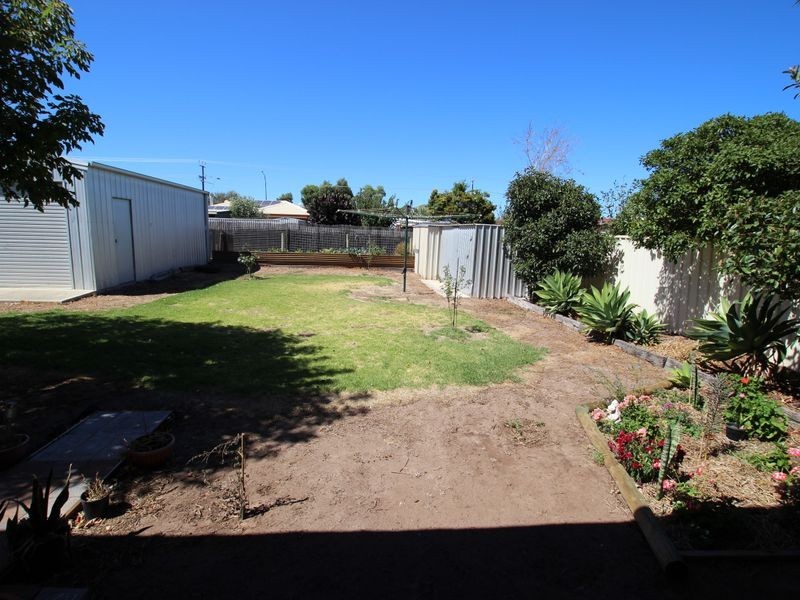 13 Leaker Avenue, Aldinga Beach SA 5173