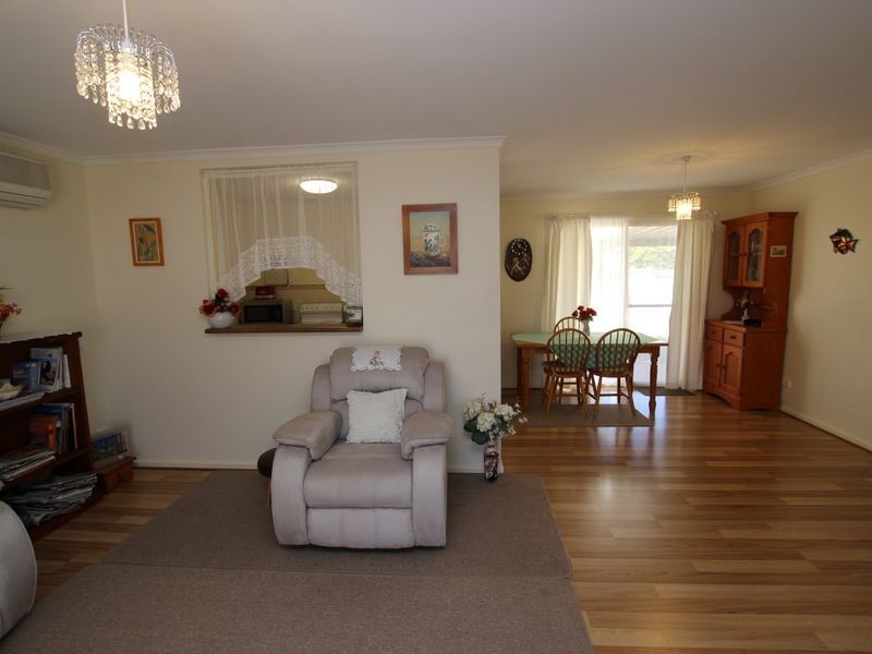 13 Leaker Avenue, Aldinga Beach SA 5173