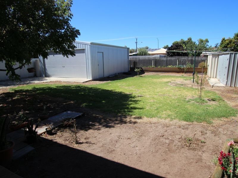 13 Leaker Avenue, Aldinga Beach SA 5173