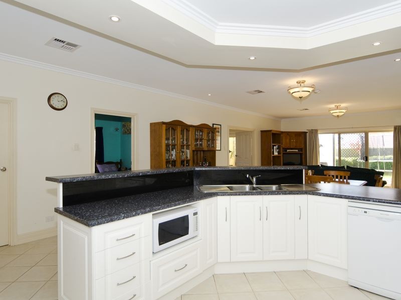 21 Basin Street, Aldinga Beach SA 5173