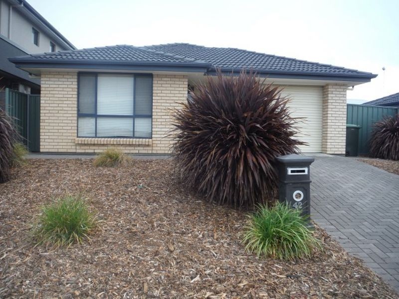 42 Aquamarine Avenue, Aldinga Beach SA 5173