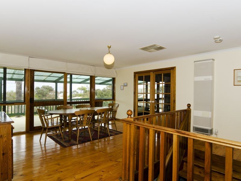 19 Second Avenue, Moana SA 5169
