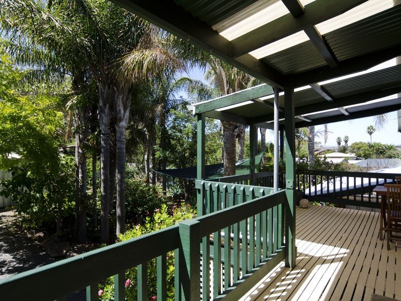 19 Second Avenue, Moana SA 5169