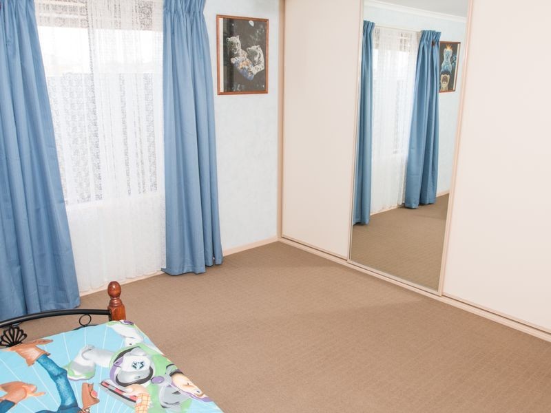 16 Meadow Bank Way, Aldinga Beach SA 5173