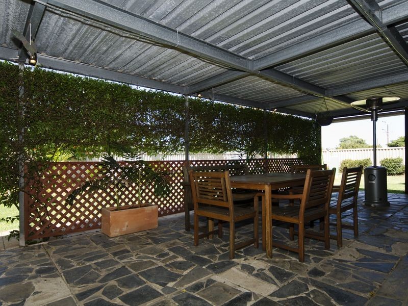 12 Illman Crescent, Aldinga Beach SA 5173