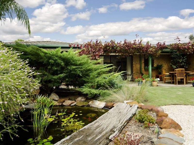 25 Herbert Allan Way, Willunga SA 5172