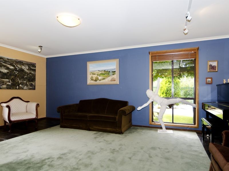 25 Herbert Allan Way, Willunga SA 5172