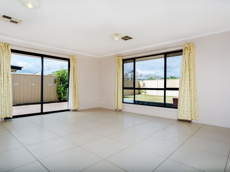 36 Basin Street, Aldinga Beach SA 5173
