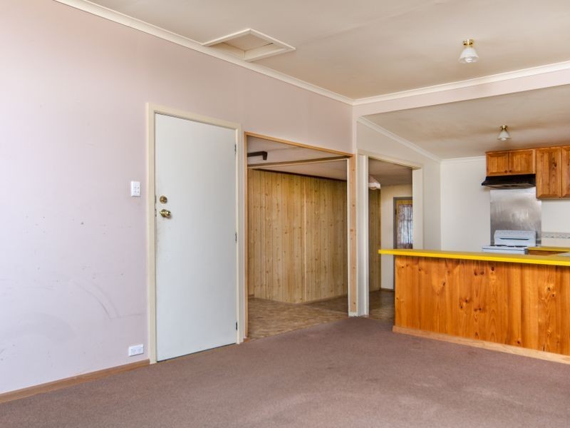 31 Whinnerah Avenue, Aldinga Beach SA 5173