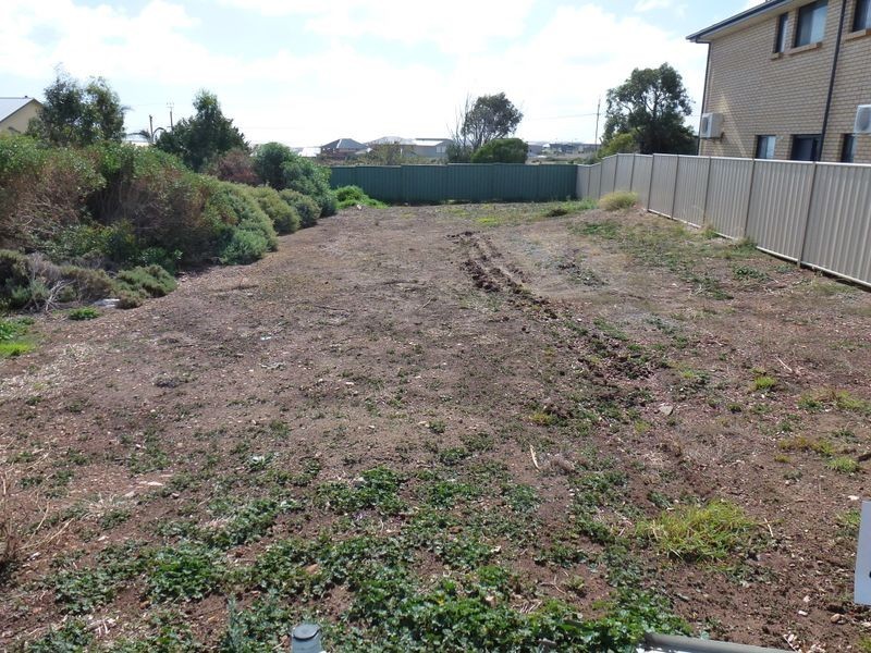 11 Arcadia Crs, Sellicks Beach SA 5174