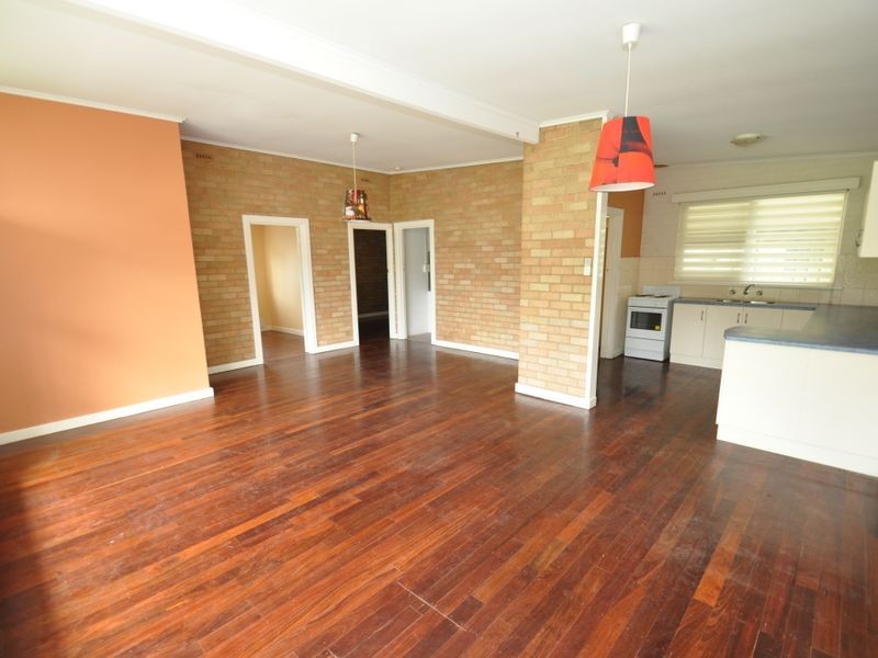 8 Storey Avenue, Aldinga Beach SA 5173