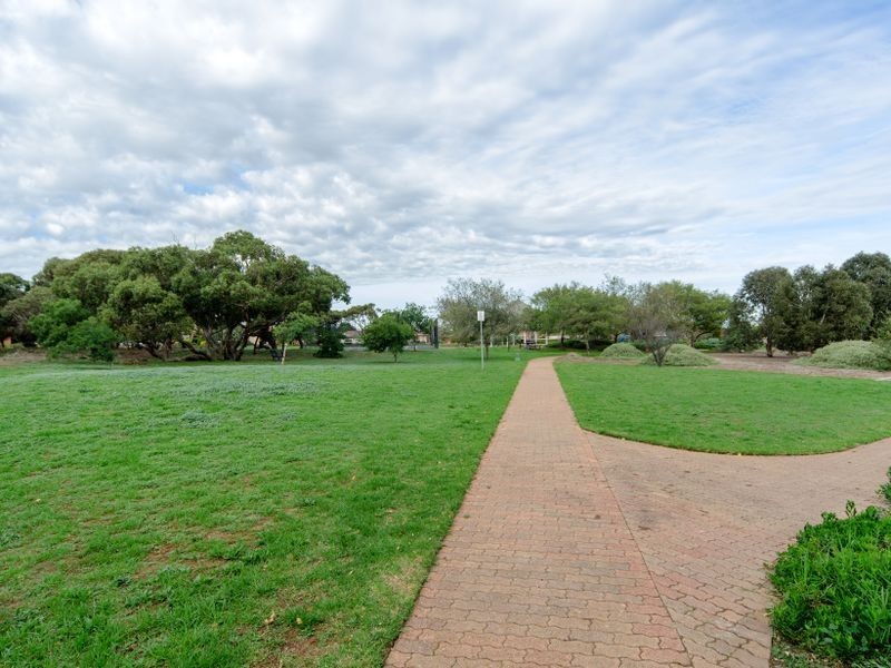 30 Admiralty Crescent, Seaford Rise SA 5169