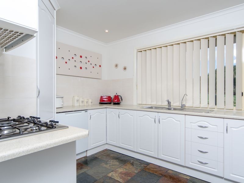 30 Admiralty Crescent, Seaford Rise SA 5169