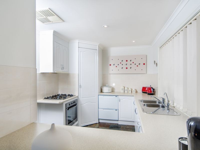 30 Admiralty Crescent, Seaford Rise SA 5169