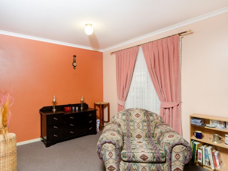 44 Odessa Drive, Woodcroft SA 5162