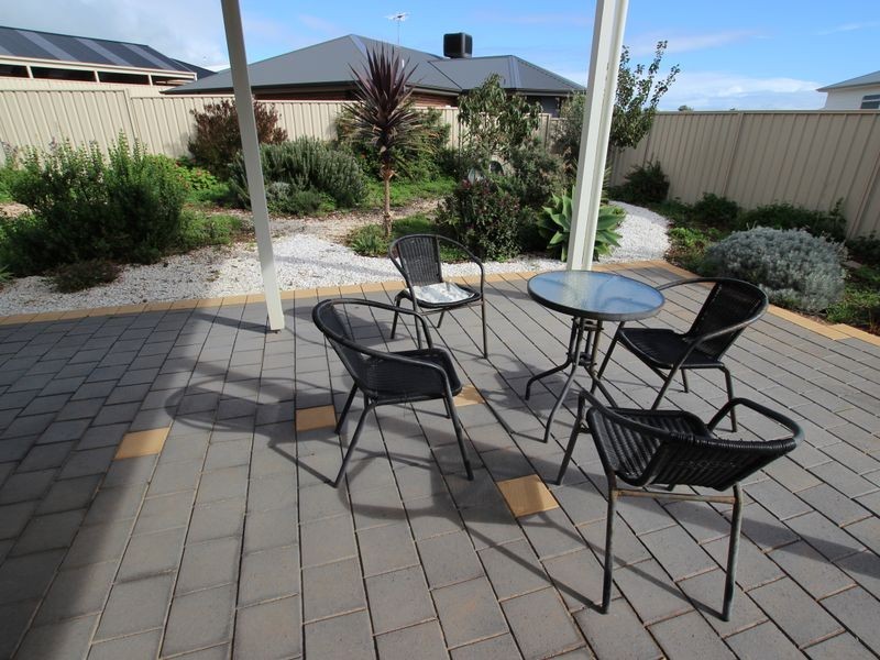 5 Arion Way, Sellicks Beach SA 5174