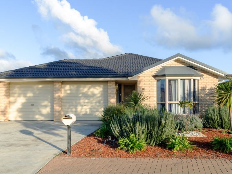 35 Emerald Boulevard, Aldinga Beach SA 5173
