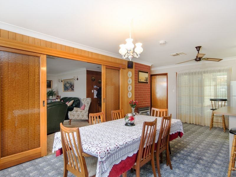 27 Tyabb Crescent, Port Noarlunga South SA 5167