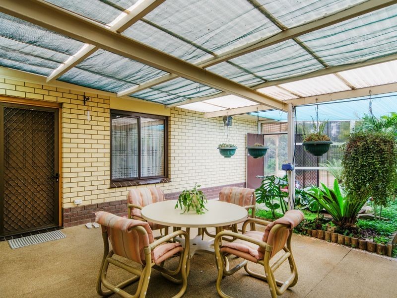 27 Tyabb Crescent, Port Noarlunga South SA 5167