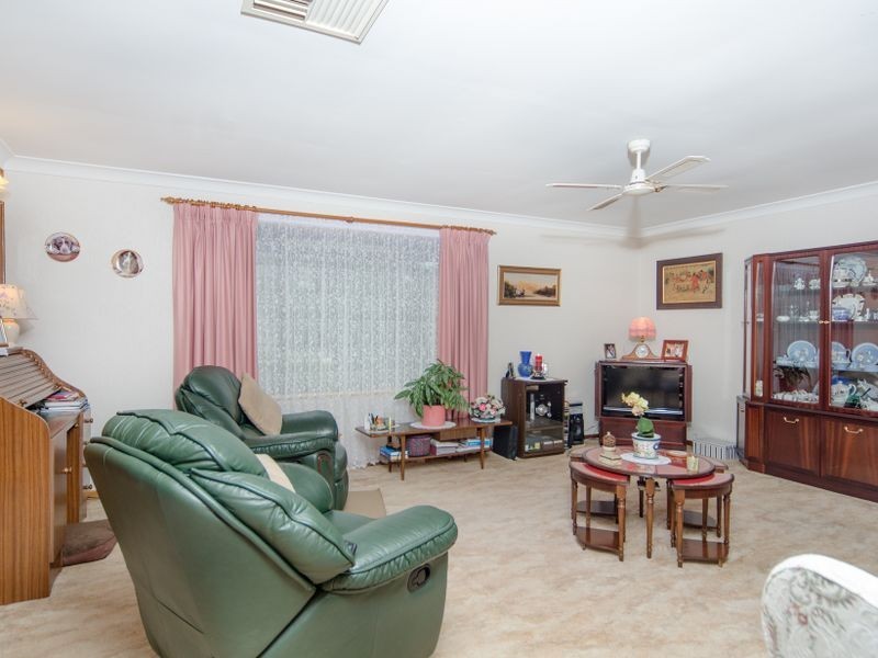 27 Tyabb Crescent, Port Noarlunga South SA 5167