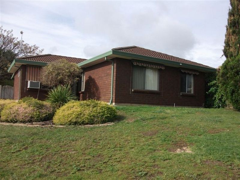 1 Africaine Court, Huntfield Heights SA 5163