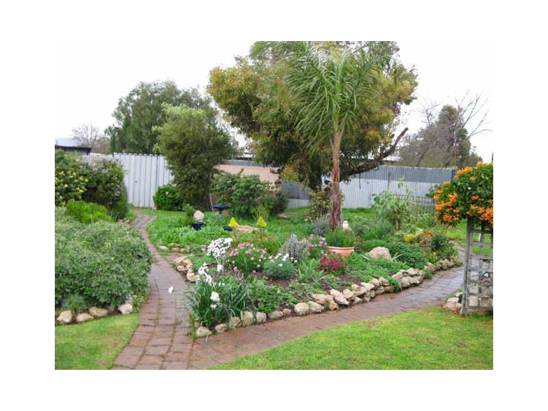 16 Oakley Crescent, Aldinga Beach SA 5173