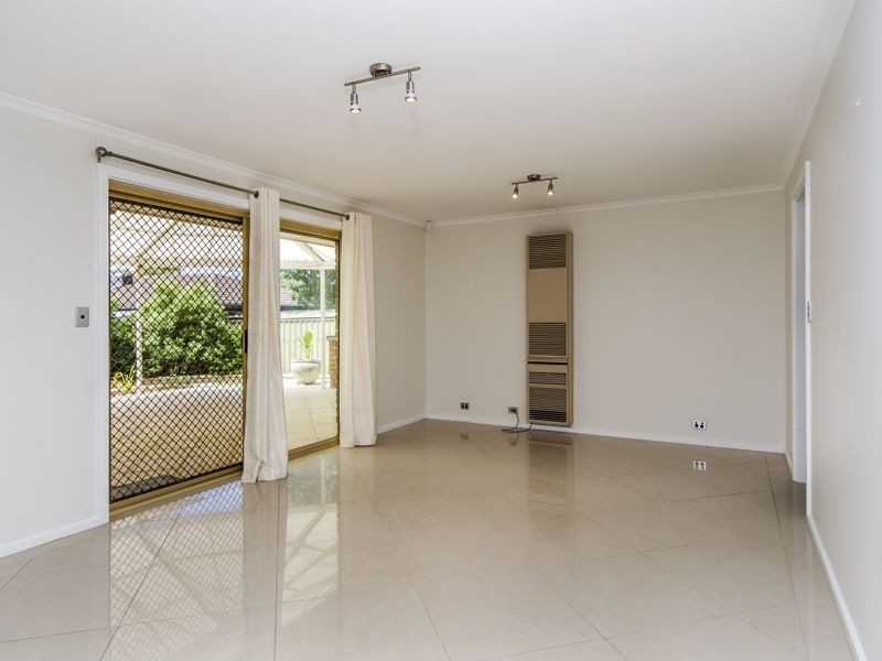 10 Normandy Road, Woodcroft SA 5162