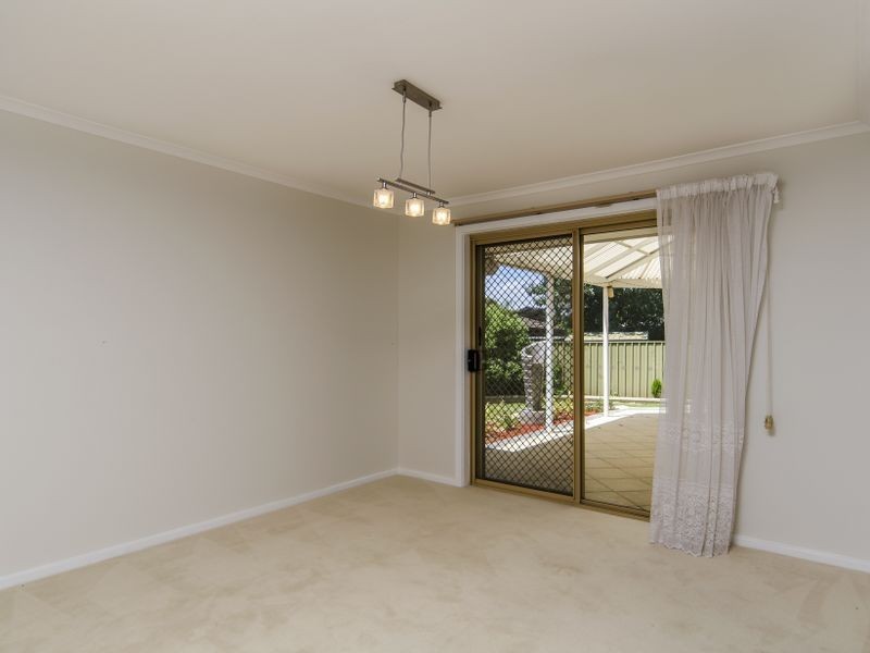 10 Normandy Road, Woodcroft SA 5162