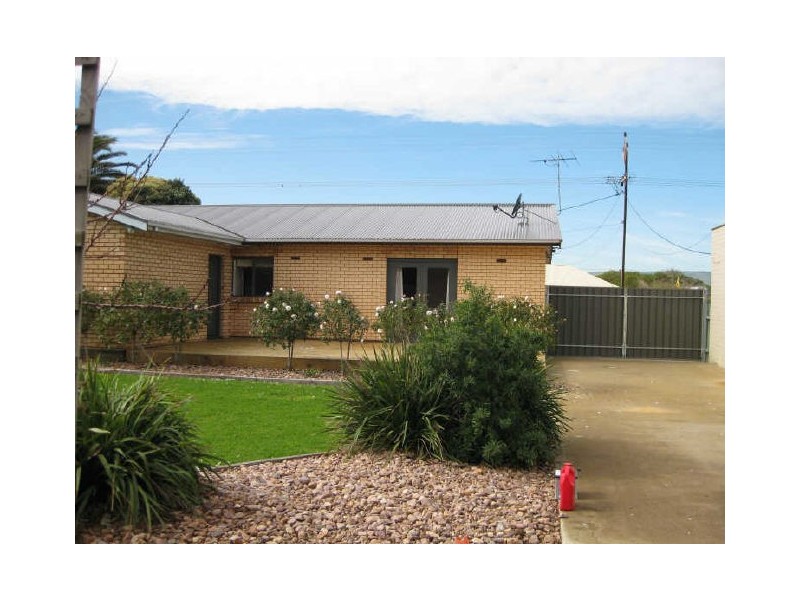 42 Croser Avenue, Aldinga Beach SA 5173