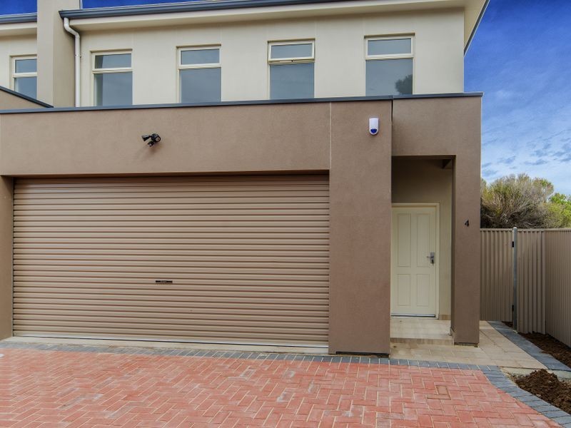 4/12 Whinnerah Avenue, Aldinga Beach SA 5173
