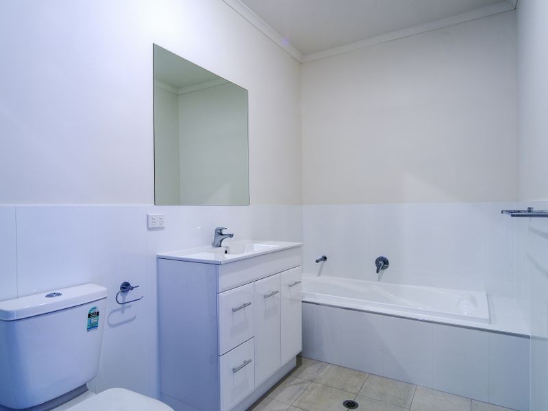 4/12 Whinnerah Avenue, Aldinga Beach SA 5173