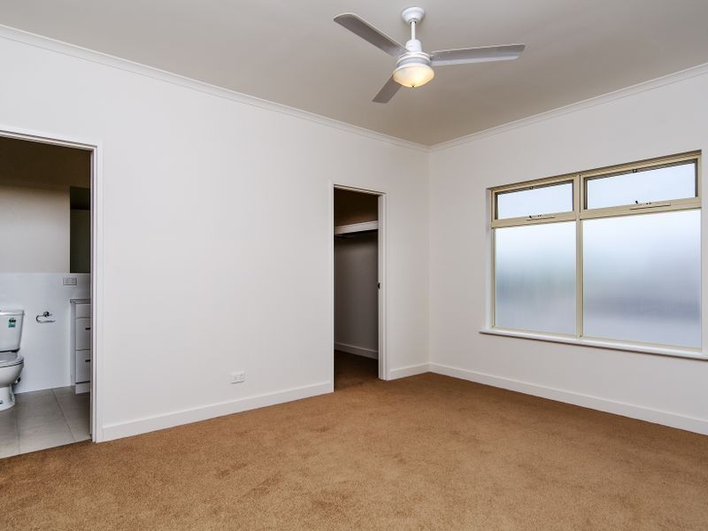 4/12 Whinnerah Avenue, Aldinga Beach SA 5173